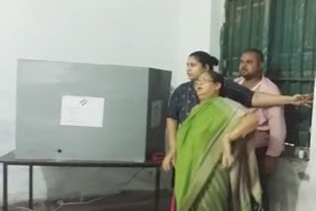 bjp supporter attack