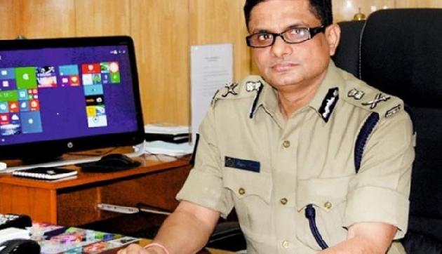আজ রাত ১২ টার পর যেকোনো সময়ই গ্রেফতার হতে পারেন রাজীব কুমার। আজ রাত ১২ টার পর যেকোনো সময়ই গ্রেফতার হতে পারেন রাজীব কুমার।