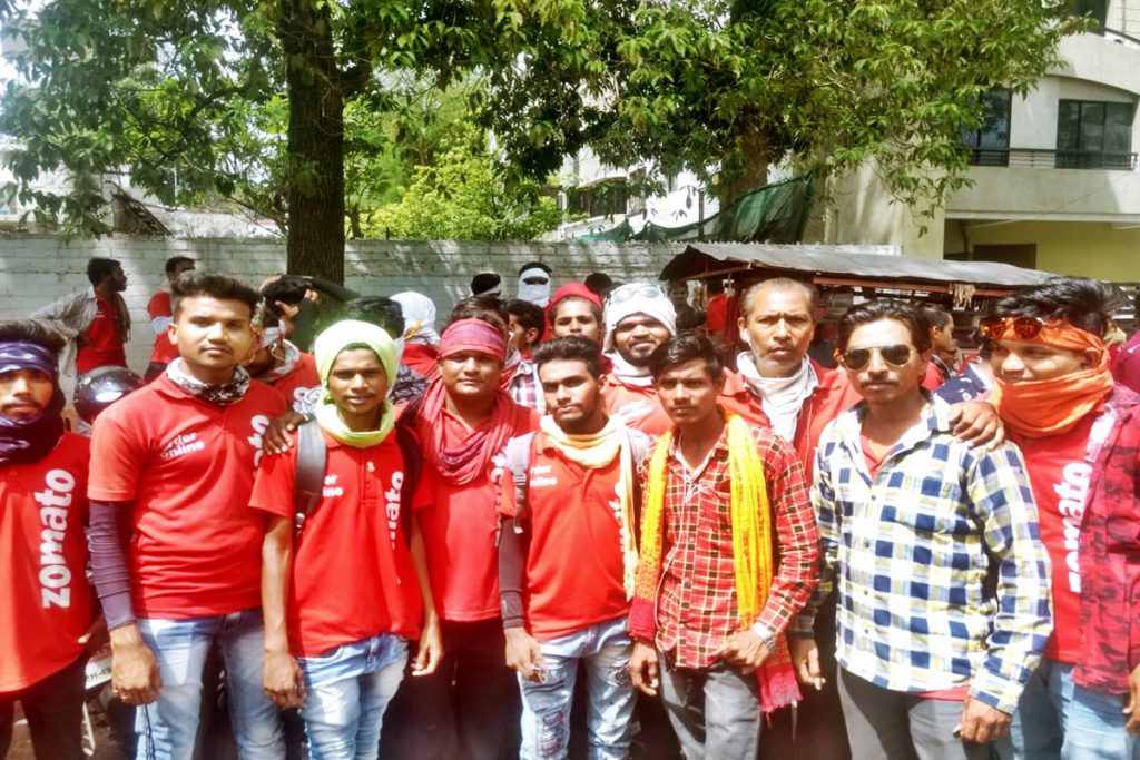 গোরু এবং শুয়োরের মাংস ডেলিভারি করতে নারাজ, Zomato কর্মীদের ধর্মঘট হাওড়ায়৷