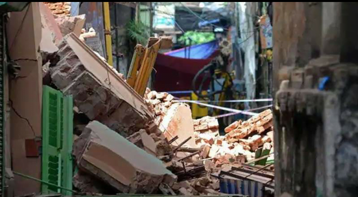 মিলছে না রান্নার গ্যাস ঠিকানার সমস্যায়, চরম ভোগান্তি বউবাজার বিপর্যয়ে গৃহহীনদের, মিলছে না রান্নার গ্যাস ঠিকানার সমস্যায়, চরম ভোগান্তি বউবাজার বিপর্যয়ে গৃহহীনদের,