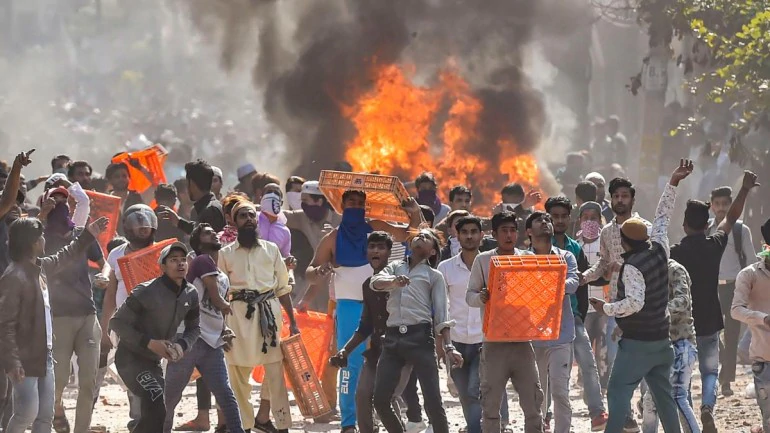 delhi clash