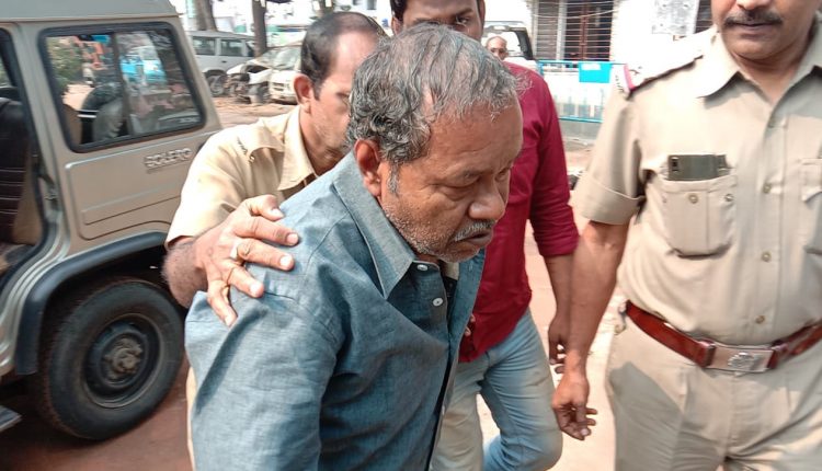 কলকাতায় বাড়ি ভাড়া নিয়েই চলছে অস্ত্র তৈরির কারখানা! গ্রেফতার ২ gun factory