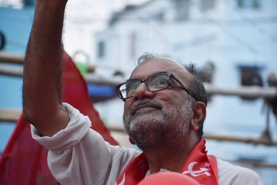 "হিন্দুরা তালিবান!" বিতর্কিত মন্তব্য করলেন বাম-কংগ্রেস জোটের প্রার্থী বিকাশরঞ্জন ভট্টাচার্য "হিন্দুরা তালিবান!" বিতর্কিত মন্তব্য করলেন বাম-কংগ্রেস জোটের প্রার্থী বিকাশরঞ্জন ভট্টাচার্য