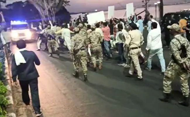 jyotiraditya car attack in bhopal
