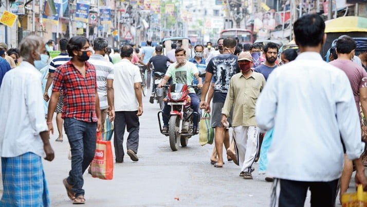 হাওড়ায় সিল করা হলো কিছু এলাকা, তবু মানুষের ভিড় জমলো বাজারে