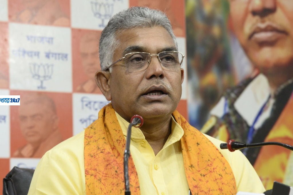 ধর্মীয় স্থান খুললে বাড়বে করোনার সংক্রমণ! মুখ্যমন্ত্রীর সিদ্ধান্তের তীব্র বিরোধিতায় দিলীপ ধর্মীয় স্থান খুললে বাড়বে করোনার সংক্রমণ! মুখ্যমন্ত্রীর সিদ্ধান্তের তীব্র বিরোধিতায় দিলীপ