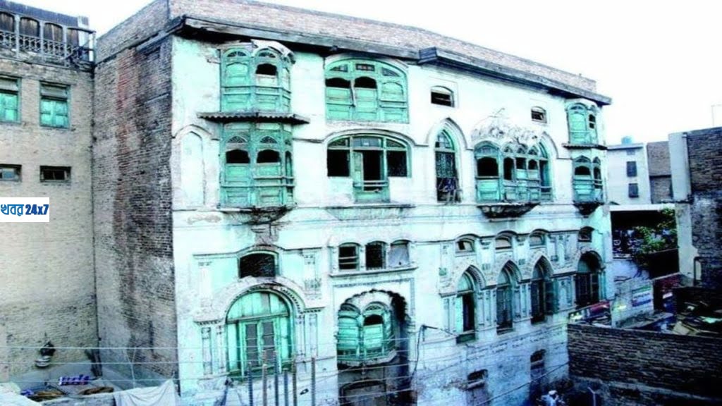 ঋষি কাপুরের আদি বাড়ি রক্ষার প্রতিশ্রুতি রাখতে পারল না পাক সরকার