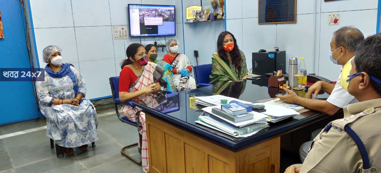 বিজেপি মহিলা মোর্চা কর্মীদের উপর অকথ্য অত্যাচার সিভিক ভলেন্টিয়ারদের, তালতলা থানায় এফআইআর দায়ের করলেন অগ্নিমিত্রা পল
