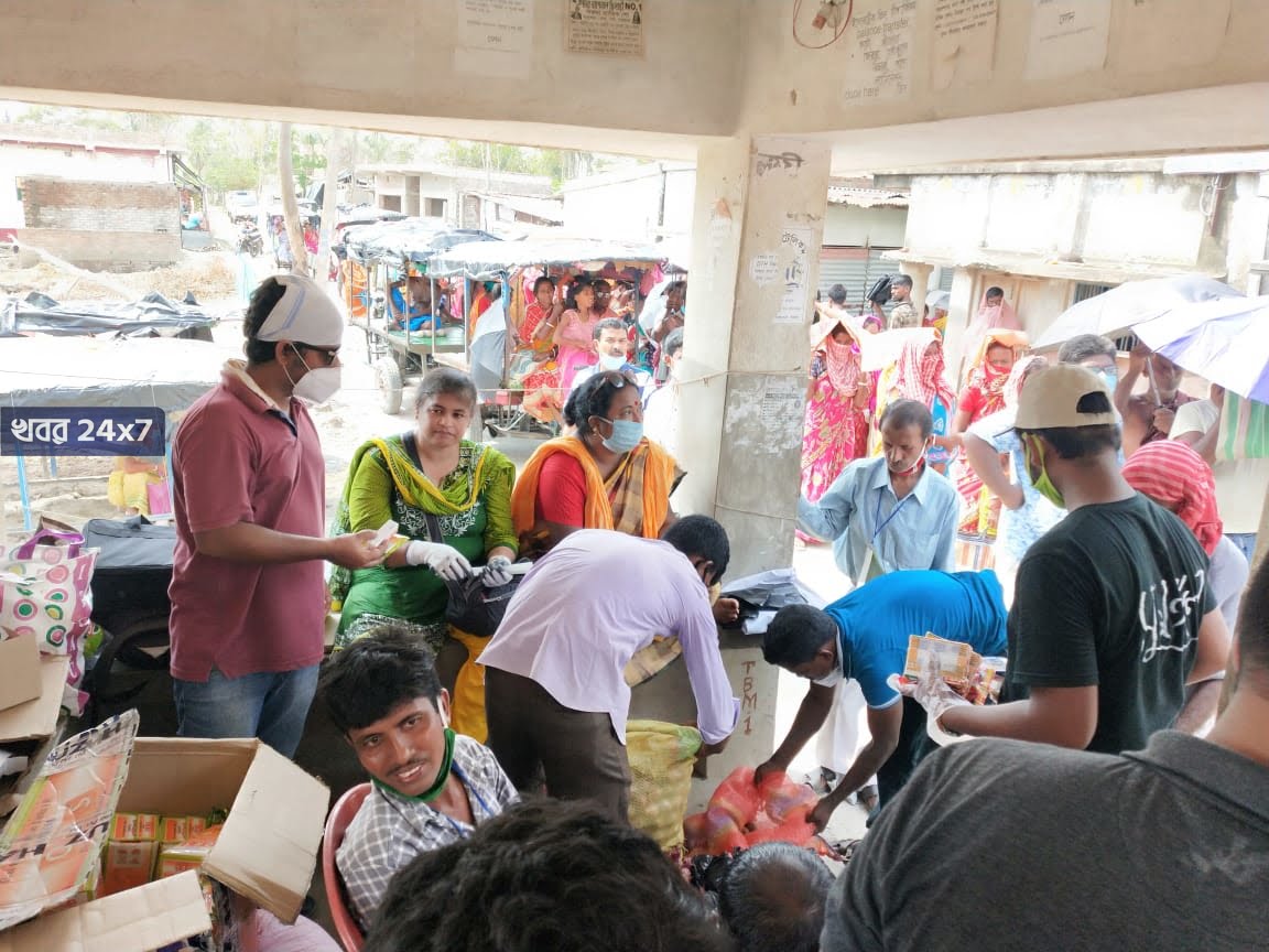 সুন্দরবনের মানুষের পাশে বাংলাপক্ষ, পৌঁছে দেওয়া হল খাদ্য সামগ্রী সহ জরুরী ওষুধ
