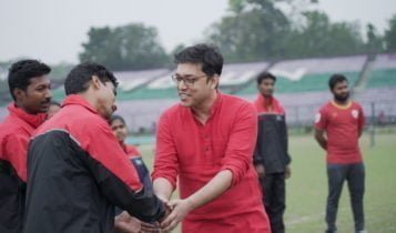 টাটা স্ট্রাক্চুরা এবং এসভিএফ-এর প্রয়াস "একলা চলো রে", যা সম্মান জানাবে প্যারা-অ্যাথলিটদের