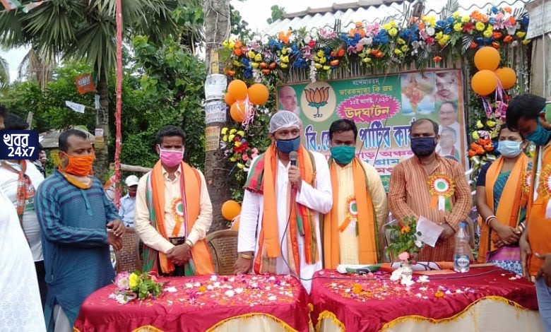 ফের শাসক দল ছেড়ে বিজেপিতে যোগদান করলো সংখ্যালঘু সম্প্রদায়ের ১০০ জন
