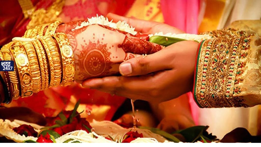 মন্ত্রীর ছেলের বিয়ে! সেই উপলক্ষ্যে বন্ধ জেলার সমস্ত স্কুল, নবদম্পতিকে উপহার দিতে শিক্ষকদের থেকে বাধ্যতামূলক ৫০০ টাকা চাঁদা মন্ত্রীর ছেলের বিয়ে! সেই উপলক্ষ্যে বন্ধ জেলার সমস্ত স্কুল, নবদম্পতিকে উপহার দিতে শিক্ষকদের থেকে বাধ্যতামূলক ৫০০ টাকা চাঁদা