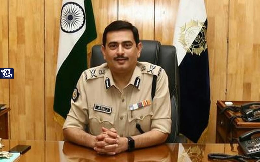 করোনা আক্রান্ত কলকাতার পুলিশ কমিশনার অনুজ শর্মা, হোম আইসোলেশনে কলকাতার নগরপাল করোনা আক্রান্ত কলকাতার পুলিশ কমিশনার অনুজ শর্মা, হোম আইসোলেশনে কলকাতার নগরপাল