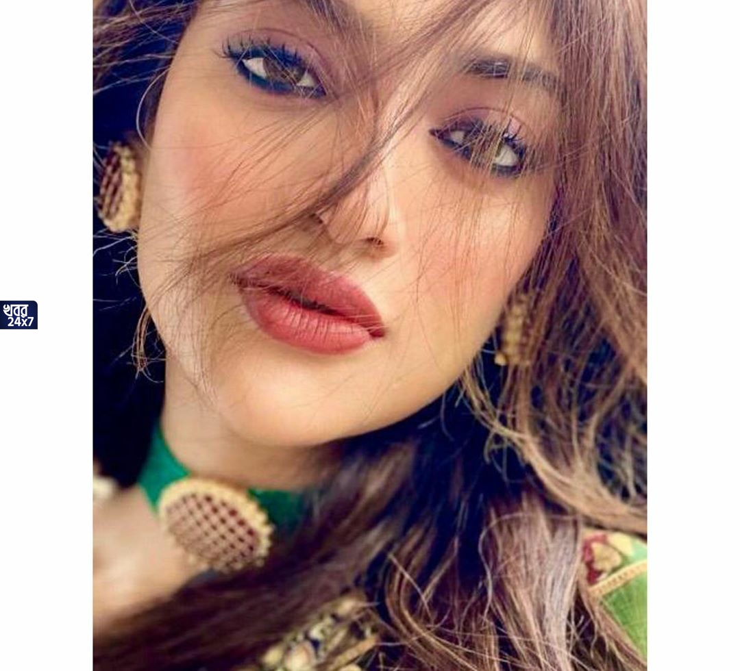 সাংসদ অভিনেত্রী নুসরত জাহানের মোহময়ী পুজোর সাজে কুপোকাত নেটিজেনরা! দেখুন ছবি সাংসদ অভিনেত্রী নুসরত জাহানের মোহময়ী পুজোর সাজে কুপোকাত নেটিজেনরা! দেখুন ছবি