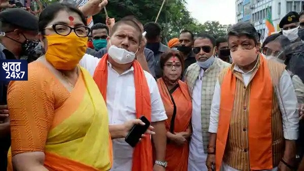 বিজেপির নবান্ন অভিযান বেআইনি! মুকুল, লকেট, অর্জুনদের বিরুদ্ধে কলকাতা পুলিশ স্বতঃপ্রণোদিত মামলা রুজু!