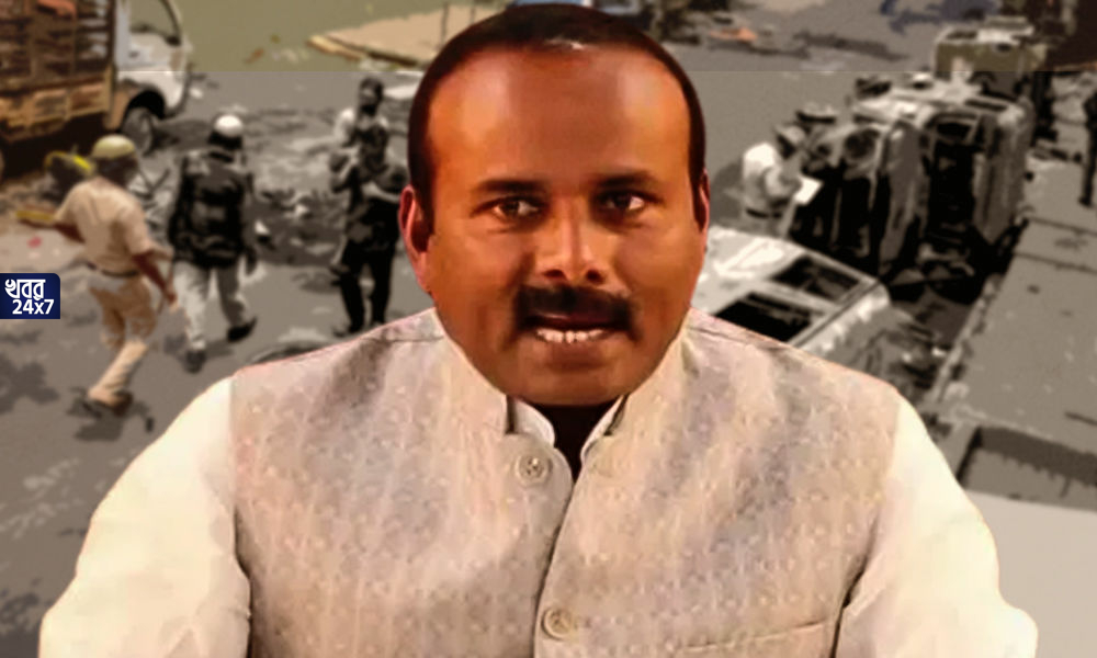 গ্রেফতার হলেন বেঙ্গালুরুতে সাম্প্রদায়িক দাঙ্গায় নাম জড়ানো কংগ্রেসের শীর্ষ নেতা ও প্রাক্তন মেয়র সম্পথ রাজ গ্রেফতার হলেন বেঙ্গালুরুতে সাম্প্রদায়িক দাঙ্গায় নাম জড়ানো কংগ্রেসের শীর্ষ নেতা ও প্রাক্তন মেয়র সম্পথ রাজ