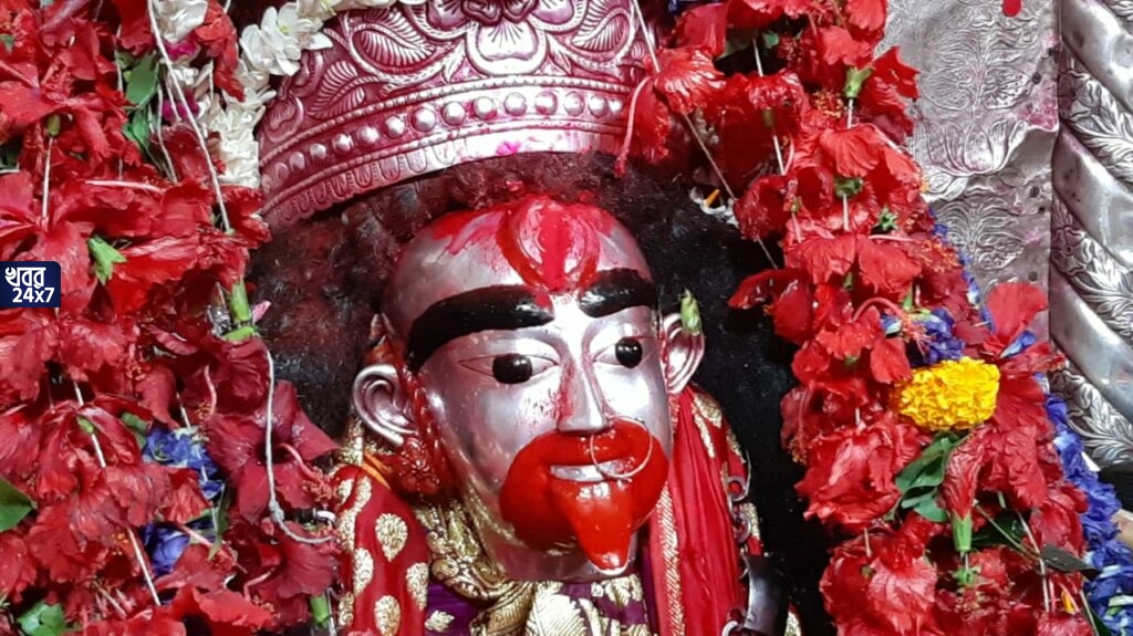 মা তারা আজ সেজে উঠেছেন শ্যামা রূপে, রাজকীয় ভোগে ভরে উঠবে মায়ের নৈবেদ্য'র পাত্র tarapith