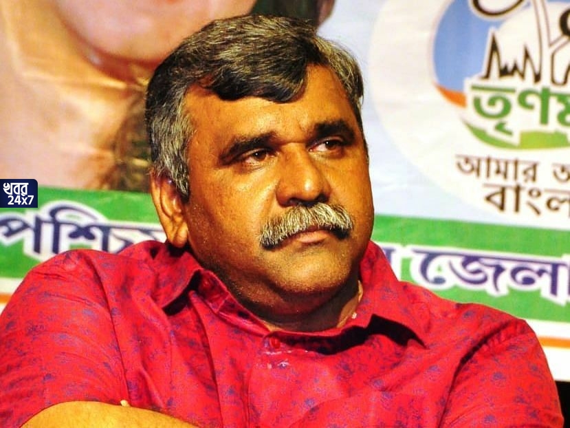 বিজেপির বৈঠকের দিন একই হোটেলে স্ত্রী-কন্যা নিয়ে জিতেন্দ্র তিওয়ারি! বাড়ছে গুঞ্জন বিজেপির বৈঠকের দিন একই হোটেলে স্ত্রী-কন্যা নিয়ে জিতেন্দ্র তিওয়ারি! বাড়ছে গুঞ্জন