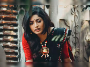 “আমার হল শুরু”, এ কীসের ইঙ্গিত? নতুন করে আবার কী শুরু করতে চলেছেন ইশা? “আমার হল শুরু”, এ কীসের ইঙ্গিত? নতুন করে আবার কী শুরু করতে চলেছেন ইশা?
