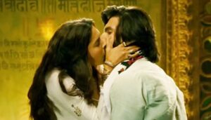 Kissing Scenes from Bollywood: বলিউডের কিছু জনপ্রিয় চুম্বন দৃশ্য যা আজও দর্শকের মনে গেঁথে রয়েছে Kissing Scenes from Bollywood: বলিউডের কিছু জনপ্রিয় চুম্বন দৃশ্য যা আজও দর্শকের মনে গেঁথে রয়েছে