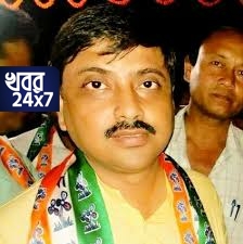 কোনও গুরুত্বই নেই প্রধানমন্ত্রীর কথার, টিকাপ্রাপকের তালিকার শীর্ষে তৃণমূল বিধায়কের নাম কোনও গুরুত্বই নেই প্রধানমন্ত্রীর কথার, টিকাপ্রাপকের তালিকার শীর্ষে তৃণমূল বিধায়কের নাম