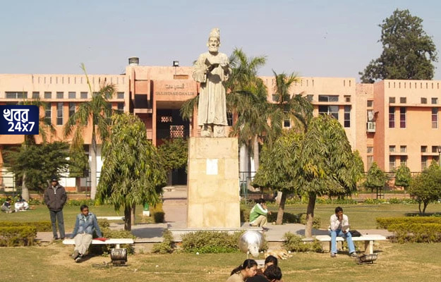 জামিয়া বিশ্ববিদ্যালয় থেকে বাল্মীকি সমাজের ২৩ জন সাফাইকর্মী ছাঁটাই, বাকী কিছুমাসের বেতনও