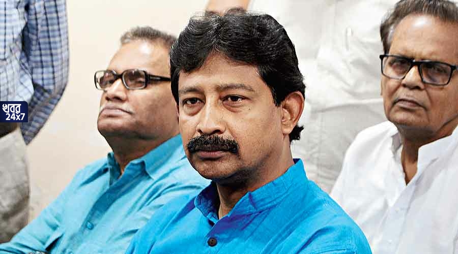 রাজীবের পরবর্তী রাজনৈতিক পদক্ষেপ কী হতে চলেছে? তৃণমূল নেতার কথায় ফের ঘনীভূত হল জল্পনা