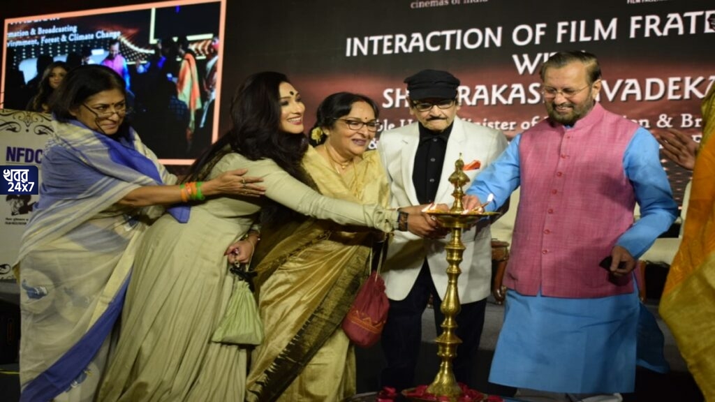বিজেপি মন্ত্রীর সঙ্গে পাঁচতারা হোটেলের অনুষ্ঠানে একঝাঁক তৃণমূল ঘনিষ্ঠ তারকা, জমছে জল্পনা!