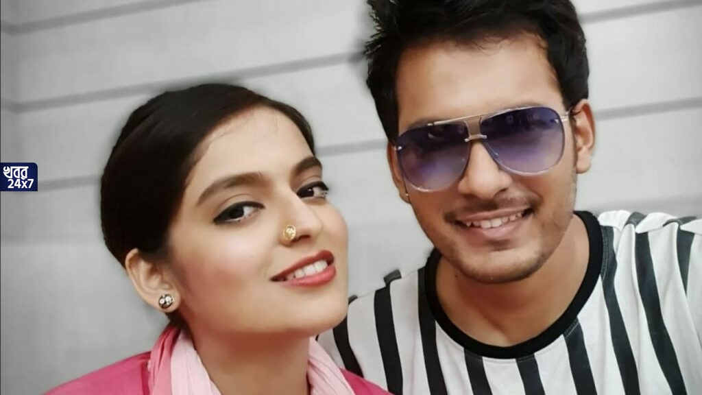হবু ‘মা’ মধুবনীকে ভালোবাসায় মোড়ানো খোলা চিঠি লিখলেন স্বামী রাজা গোস্বামী হবু ‘মা’ মধুবনীকে ভালোবাসায় মোড়ানো খোলা চিঠি লিখলেন স্বামী রাজা গোস্বামী