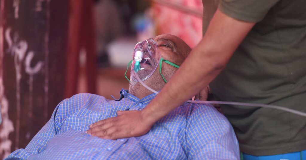 এবার ২ ঘণ্টার মধ্যেই বাড়িতে পৌঁছবে অক্সিজেন, করোনা নিয়ন্ত্রণে ঘোষণা মুখ্যমন্ত্রীর