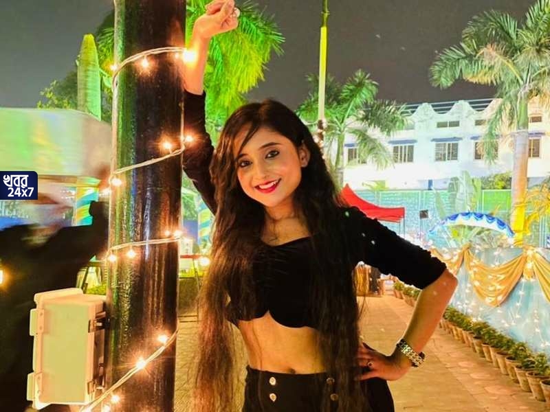 গোপনে প্রেম করছেন ‘মিঠাই’! পুরুষ বন্ধুর সঙ্গে ছবি সামনে আসতেই জোর শোরগোল নেটপাড়ায় গোপনে প্রেম করছেন ‘মিঠাই’! পুরুষ বন্ধুর সঙ্গে ছবি সামনে আসতেই জোর শোরগোল নেটপাড়ায়