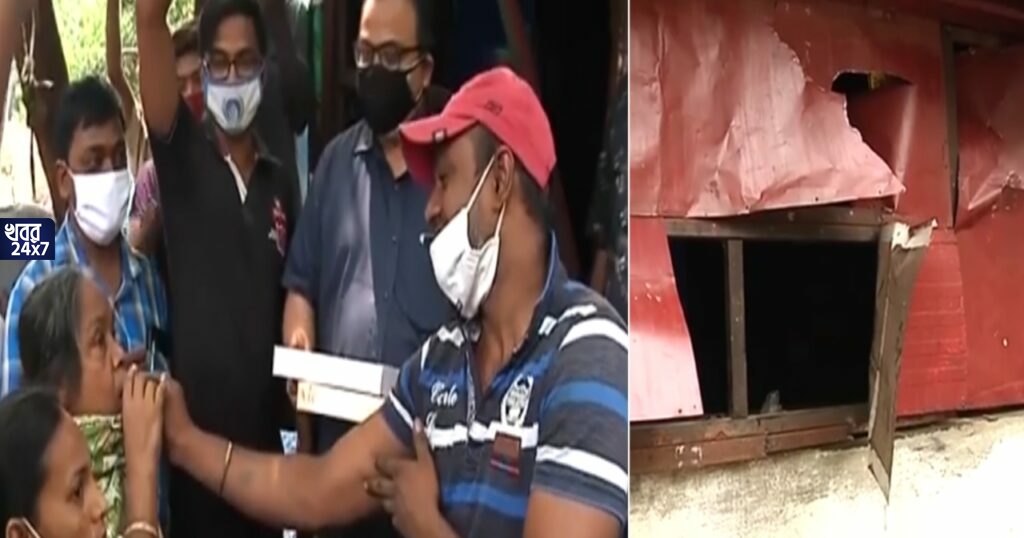 তৃণমূলের ভয়ে ঘরছাড়া বিজেপি কর্মীদের ঘরে ফেরালেন মুখপাত্র কুনাল ঘোষ, করালেন মিষ্টিমুখ তৃণমূলের ভয়ে ঘরছাড়া বিজেপি কর্মীদের ঘরে ফেরালেন মুখপাত্র কুনাল ঘোষ, করালেন মিষ্টিমুখ