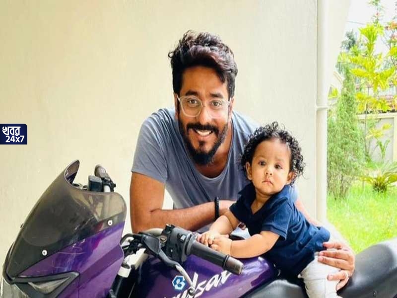 এই বয়সেই গাড়ি চালাচ্ছে ছোট্ট ইউভান, সঙ্গী বাবা রাজ চক্রবর্তী, ভিডিও দেখে হতবাক নেটিজেনরা এই বয়সেই গাড়ি চালাচ্ছে ছোট্ট ইউভান, সঙ্গী বাবা রাজ চক্রবর্তী, ভিডিও দেখে হতবাক নেটিজেনরা