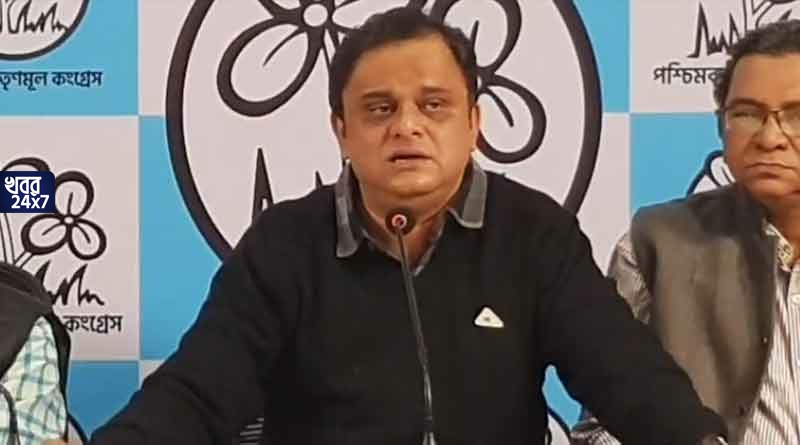 Bratya Basu on SIR: ব্রাত্য বসুর মুখে ‘আজাদ হিন্দ ফৌজ’-এর অপমান? অন্যদিকে বিজেপির তোপ— “তৃণমূল করতে হলে এতটা নিচে নামতে হয়!” Bratya Basu on SIR: ব্রাত্য বসুর মুখে ‘আজাদ হিন্দ ফৌজ’-এর অপমান? অন্যদিকে বিজেপির তোপ— “তৃণমূল করতে হলে এতটা নিচে নামতে হয়!”