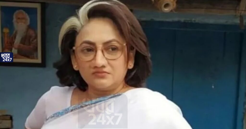 ভোটে হেরে বামপন্থাকে বিদায় শ্রীলেখার! এবার আসছেন নয়া রাজনৈতিক দলের হয়ে? নতুন লুকে হৈচৈ নেটপাড়ায় ভোটে হেরে বামপন্থাকে বিদায় শ্রীলেখার! এবার আসছেন নয়া রাজনৈতিক দলের হয়ে? নতুন লুকে হৈচৈ নেটপাড়ায়