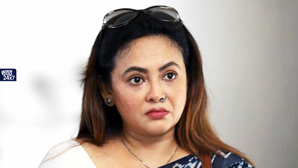 শ্রীলেখা মিত্রের জীবনে নেমে এল শোকের ছায়া! নিজের সবচেয়ে কাছের মানুষকে হারালেন অভিনেত্রী