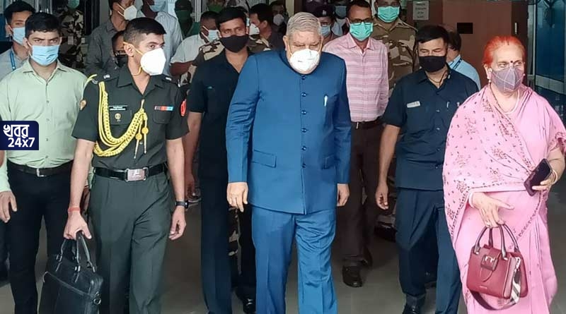 পুজোর মাঝে কলকাতা ছেড়ে উত্তরবঙ্গ সফরে গেলেন রাজ্যপাল জগদীপ ধনকড়! আগামী ২ সপ্তাহের জন্য কাটাবেন পুজোর ছুটি