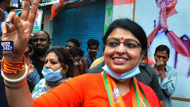 ‘হেরেছি ঠিকই, দায়িত্ববোধ কমেনি’, ভবানীপুরে হেরে গিয়েও মানুষের পাশে থেকে সাহায্যের বার্তা দিলেন প্রিয়াঙ্কা ‘হেরেছি ঠিকই, দায়িত্ববোধ কমেনি’, ভবানীপুরে হেরে গিয়েও মানুষের পাশে থেকে সাহায্যের বার্তা দিলেন প্রিয়াঙ্কা