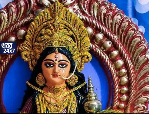ধন-সম্পত্তির দেবী লক্ষ্মী, জেনে নিন কোন ৫২ মিনিট দেবীর পুজোর শুভক্ষণ! ওই সময়ে করুন পুজো, ফল মিলবে তৎক্ষণাৎ