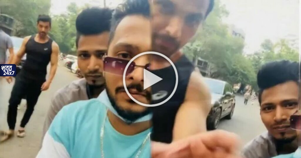 ফোন চুরি করতে গিয়ে ভক্তের হাতে ধরা পড়লেন জন আব্রাহাম