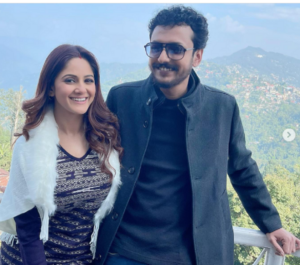 নীলকে ছেড়ে পরপুরুষের সঙ্গে হাসিতে ফেটে পড়েছেন তৃণা! হুড়মুড়িয়ে ভাইরাল ছবি নীলকে ছেড়ে পরপুরুষের সঙ্গে হাসিতে ফেটে পড়েছেন তৃণা! হুড়মুড়িয়ে ভাইরাল ছবি