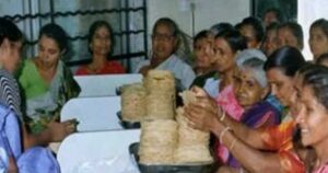 মাত্র ৮০ টাকা ধার নিয়ে ব্যবসা শুরু, আজ বার্ষিক আয় ১৬০০ কোটি টাকা!জানুন লিজ্জত পাঁপড়ের প্রতিষ্ঠাতা পদ্মশ্রীপ্রাপ্ত যশন্তীবেনের চোখে জল আনা কাহিনী মাত্র ৮০ টাকা ধার নিয়ে ব্যবসা শুরু, আজ বার্ষিক আয় ১৬০০ কোটি টাকা!জানুন লিজ্জত পাঁপড়ের প্রতিষ্ঠাতা পদ্মশ্রীপ্রাপ্ত যশন্তীবেনের চোখে জল আনা কাহিনী