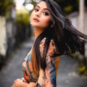 দুইবার মারণ ক্যান্সারের সঙ্গে লড়াইয়ে জয়, মনের জোরকে সঙ্গী করে আবার পর্দায় ফিরছেন ঐন্দ্রিলা শর্মা!