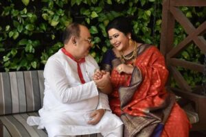 ফের রোম্যান্টিক মুডে শোভন-বৈশাখী, বাঙালির প্রেম দিবসের আগের রাতে রোম্যান্সে মাতলেন তারকাজুটি
