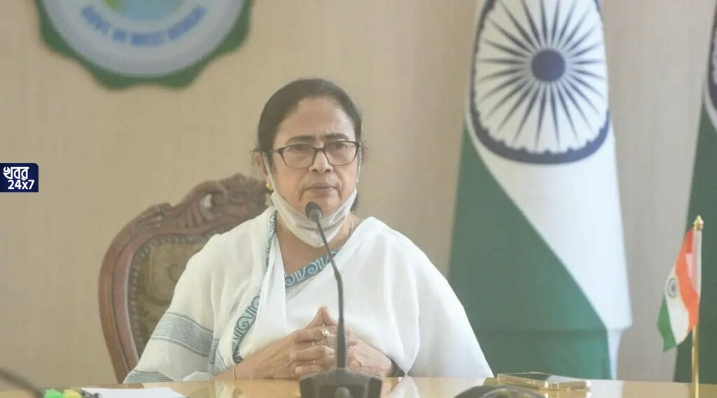 ‘নিজের দলের প্রার্থীকে হারিয়ে নির্দলের হয়ে ভোট, দল সুযোগ পেলেই আপনার নামটা ক্যাঁচ করে কেটে দেবে’, কড়া হুঁশিয়ারি মমতার ‘নিজের দলের প্রার্থীকে হারিয়ে নির্দলের হয়ে ভোট, দল সুযোগ পেলেই আপনার নামটা ক্যাঁচ করে কেটে দেবে’, কড়া হুঁশিয়ারি মমতার