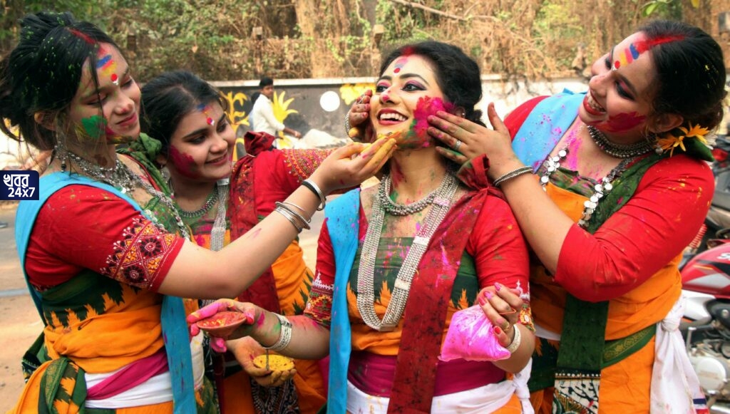 ফের ছেদ পড়ল প্রথাতে, এবছরও দোলের দিন বসন্ত উৎসব হবে না বিশ্বভারতীতে, ঘোষণা উপাচার্যের ফের ছেদ পড়ল প্রথাতে, এবছরও দোলের দিন বসন্ত উৎসব হবে না বিশ্বভারতীতে, ঘোষণা উপাচার্যের