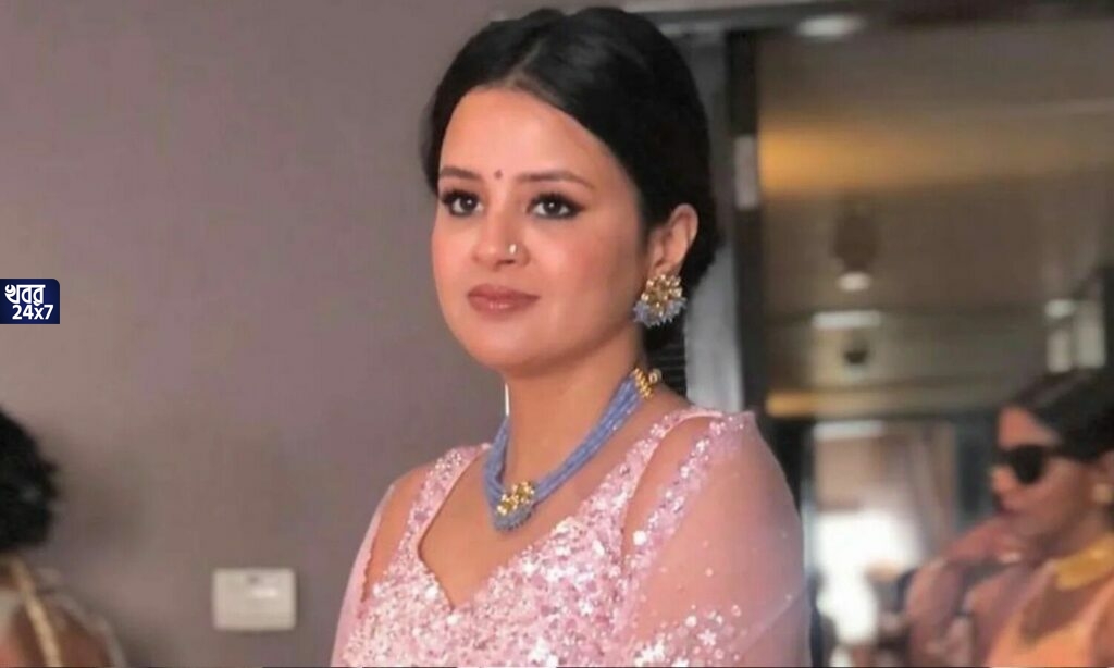 ‘কেন দিনে ৮ ঘণ্টা কারেন্ট থাকে না, কেন এত বিদ্যুতের সংকট’, রাজ্য সরকারের প্রতি ক্ষোভ উগড়ে দিলেন ধোনি পত্নী সাক্ষী