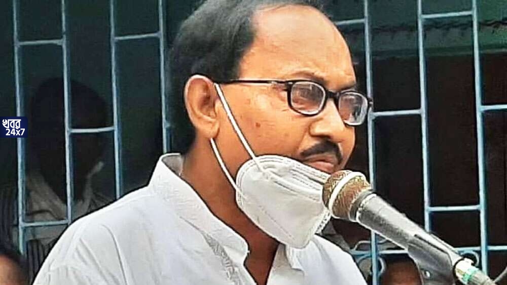 জেলা তৃণমূল সভাপতির বিরুদ্ধে ধ’র্ষ’ণের চেষ্টার অভিযোগ পুত্রবধূর, ‘বিজেপির চক্রান্ত’, অভিযোগ অস্বীকার করে পাল্টা দাবী তৃণমূল নেতার জেলা তৃণমূল সভাপতির বিরুদ্ধে ধ’র্ষ’ণের চেষ্টার অভিযোগ পুত্রবধূর, ‘বিজেপির চক্রান্ত’, অভিযোগ অস্বীকার করে পাল্টা দাবী তৃণমূল নেতার