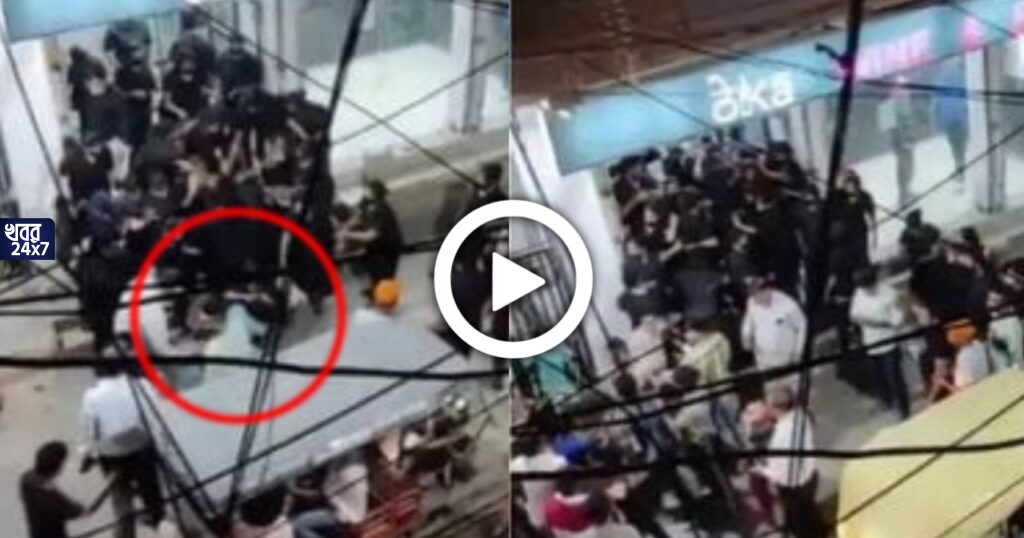 মদের দোকানে মহিলা বাউন্সাররাই ধরে পেটালো প্রতিবাদিনী মহিলাদের! মহিলাদের চুলোচুলিতে ধুন্ধুমার মদের দোকানের সামনে