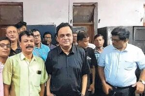 স্বেচ্ছায় পদ ছাড়লেন শিক্ষামন্ত্রী ব্রাত্য বসু, হঠাৎ কেন এই সিদ্ধান্ত?